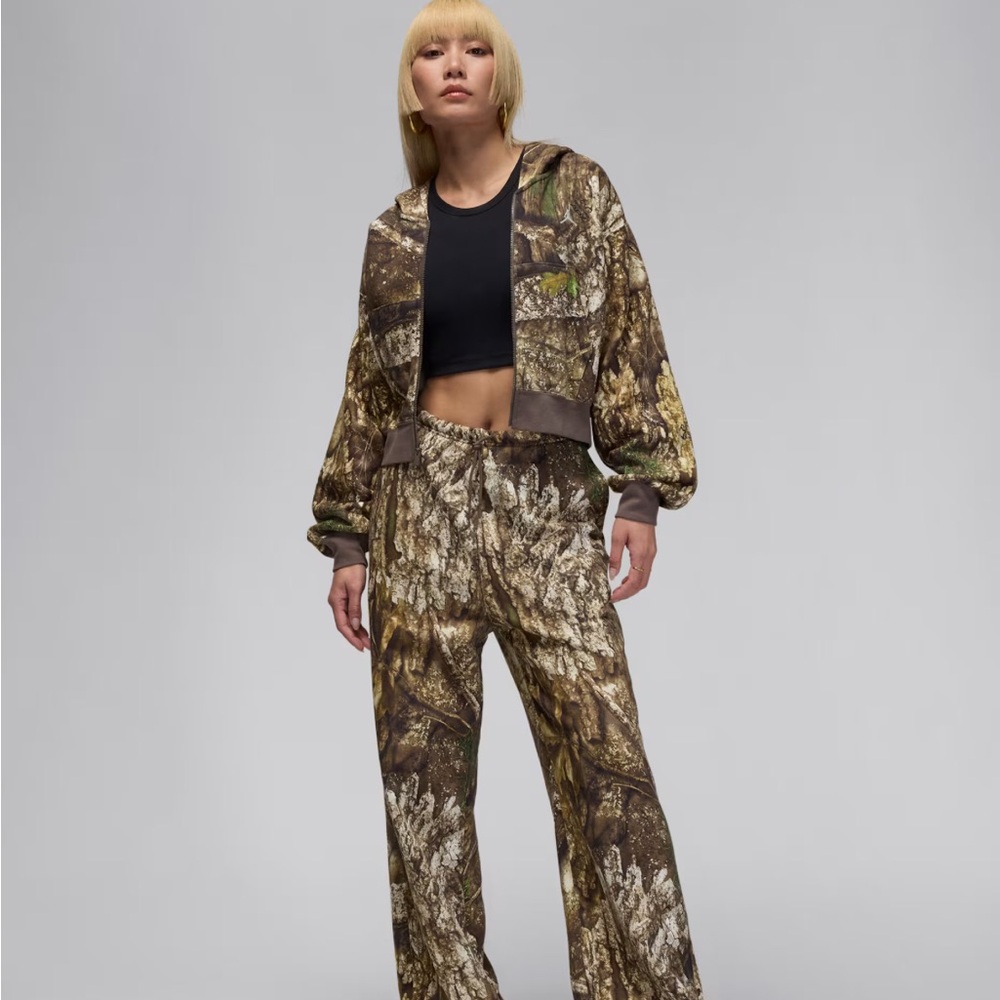 Nike Jordan Brooklyn Fleece cropped hoodie in Camo NWT